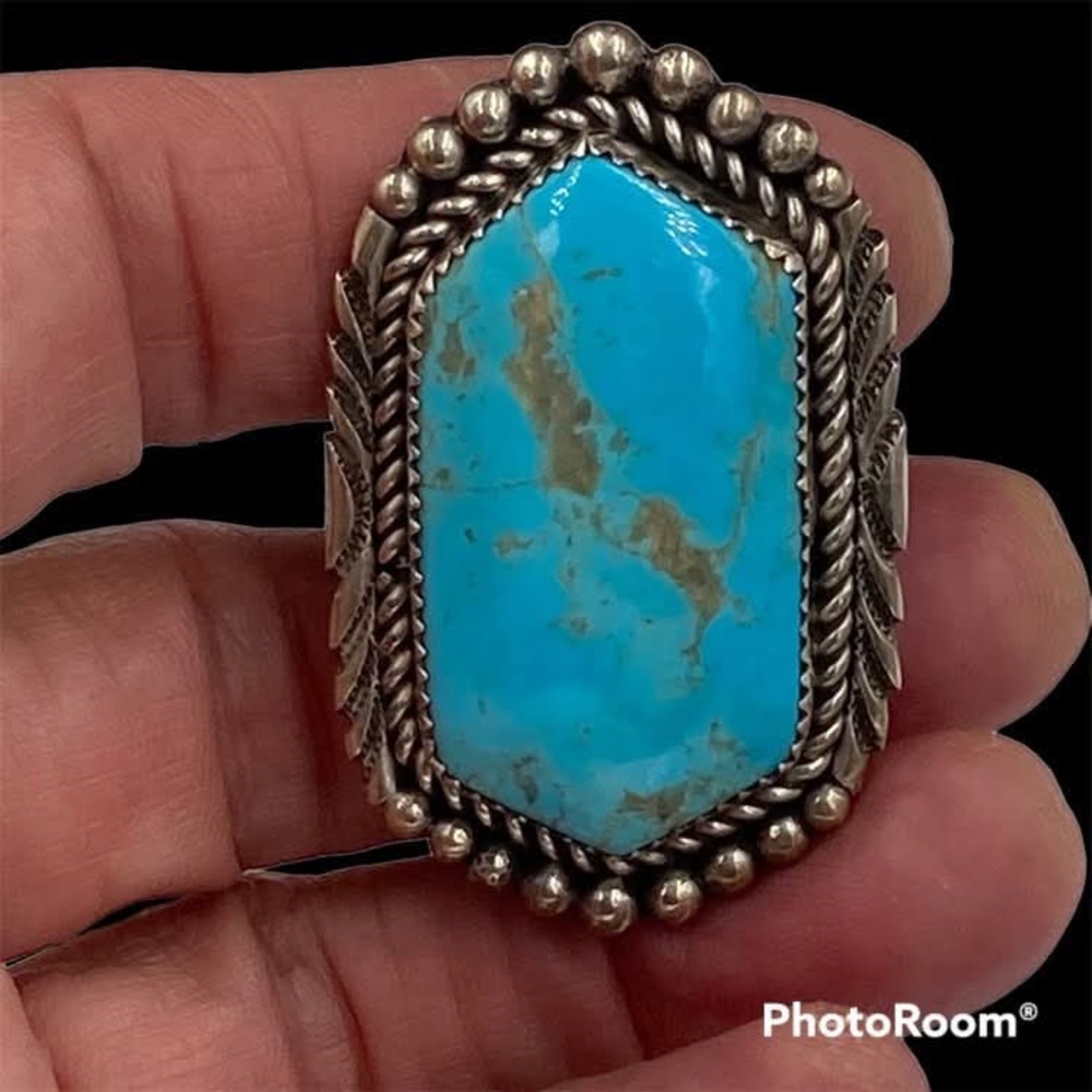 Vintage Navajo Joe Tso Huge Turquoise Sterling Ring - Picture 2 of 7